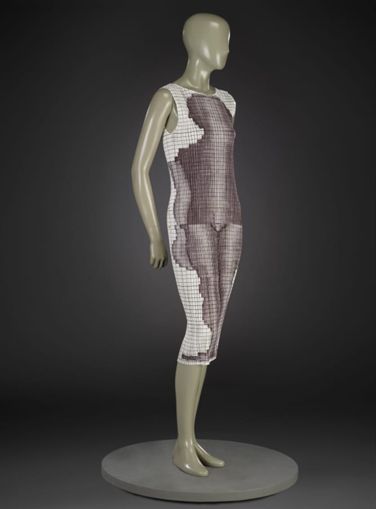 https://iiif.discovernewfields.org/iiif/3/84809-8ddaaf565f3a0c3a